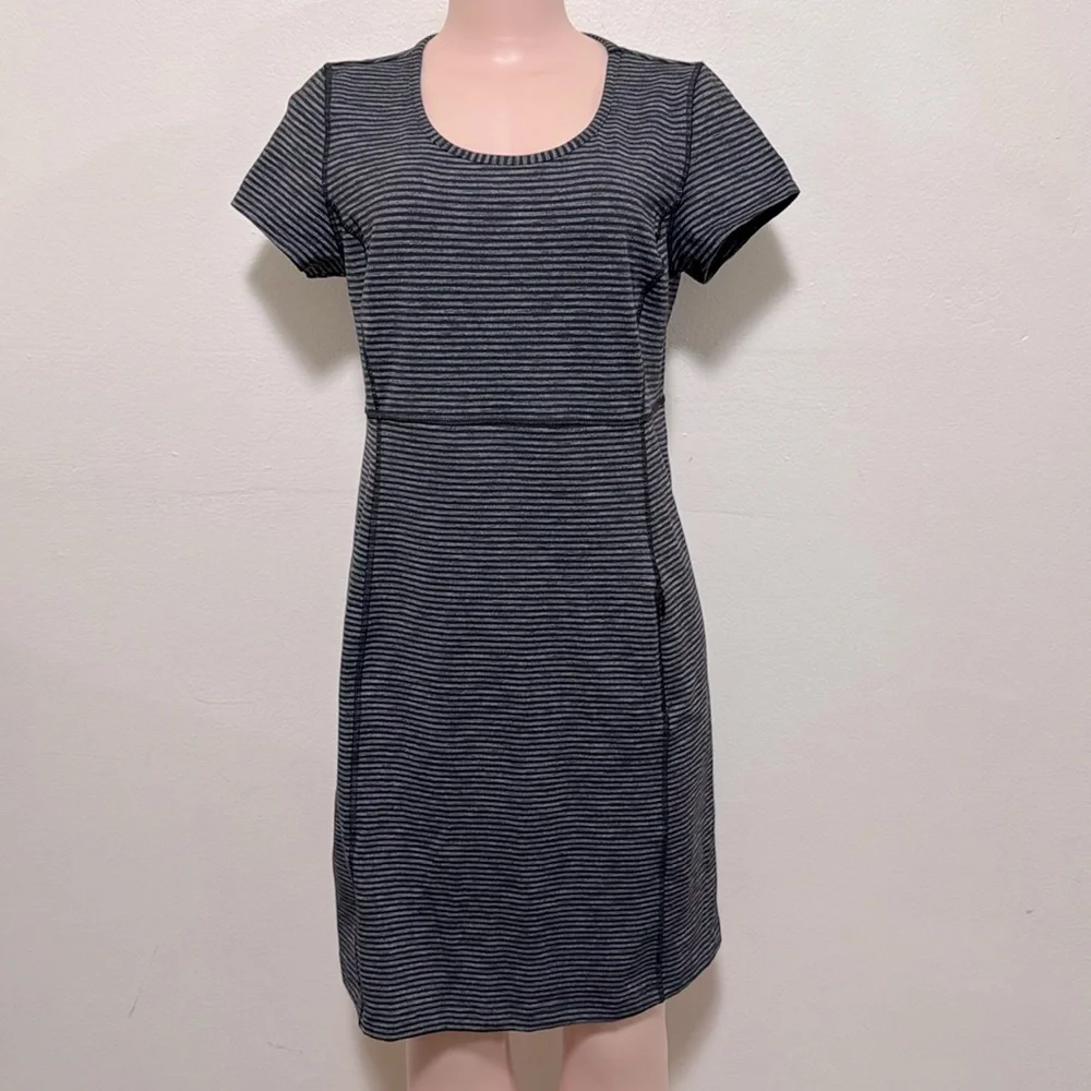 Duluth Trading Co NWT Womens Shirt Dress Size Small Stripes Stretch Pocket - Picture 1 of 8